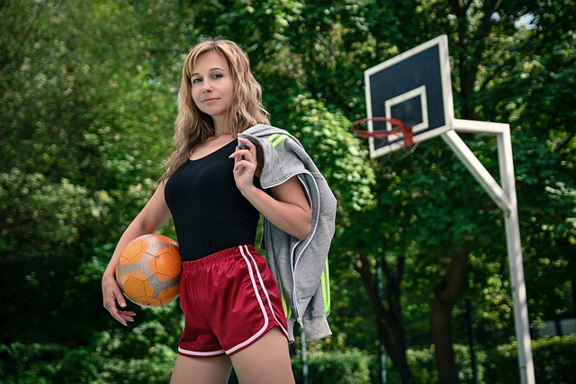 NBA激战！7球员被罚离场，现场混乱！.